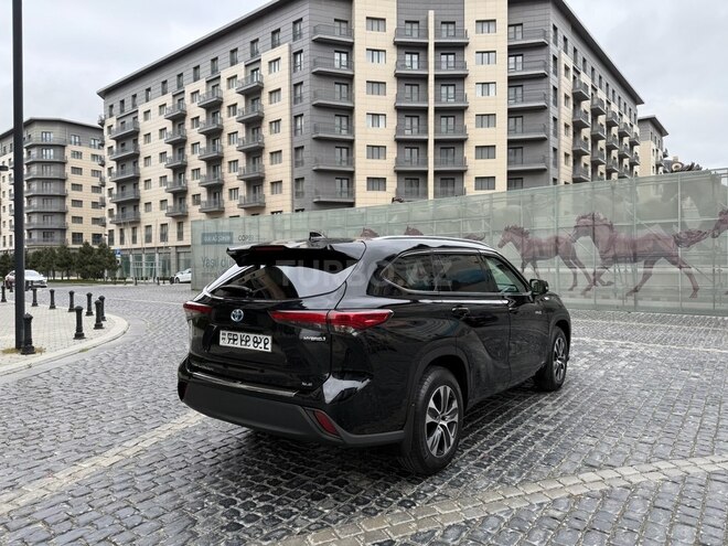 Toyota Highlander 2021, 87,000 km - 2.5 l - Bakı