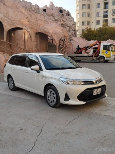 Toyota Corolla Fielder 2019, 110,000 km - 1.5 л - Bakı
