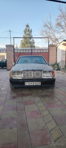 Mercedes E 200 d 1991, 201,012 km - 2.0 l - Bərdə