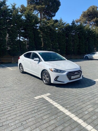 Hyundai Elantra 2018, 200,000 km - 2.0 l - Bakı