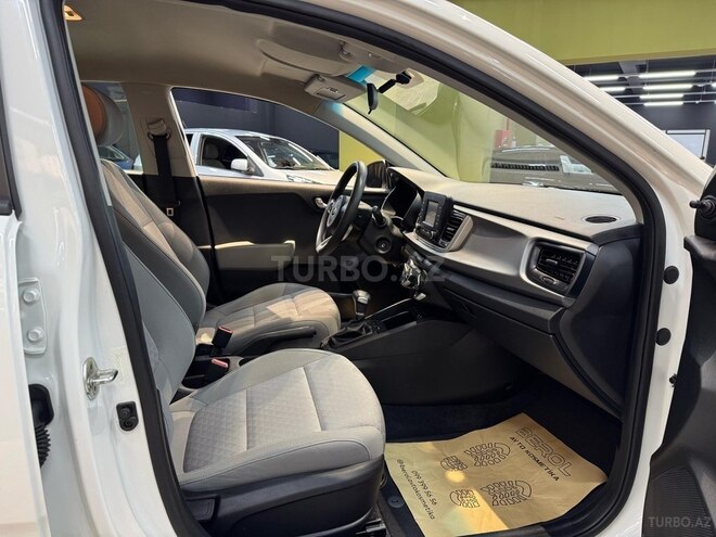 Kia Rio 2018, 58,000 km - 1.6 l - Bakı