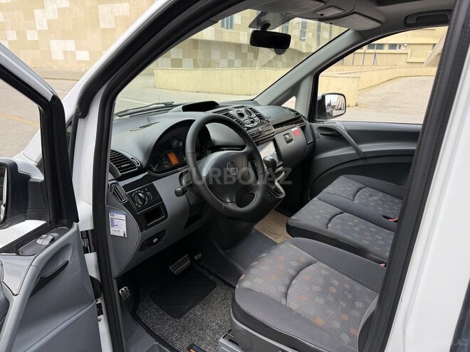 Mercedes Vito 111 2009, 174,200 km - 2.2 l - Bakı