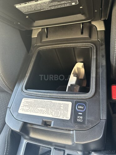 Toyota Land Cruiser Prado-19