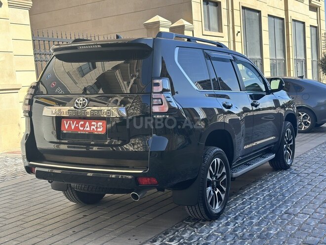Toyota Land Cruiser Prado-6