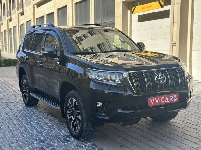 Toyota Land Cruiser Prado-3