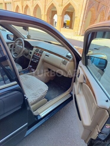 Mercedes E 320 1998, 860,000 km - 3.2 л - Gəncə