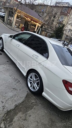 Mercedes C 250-12