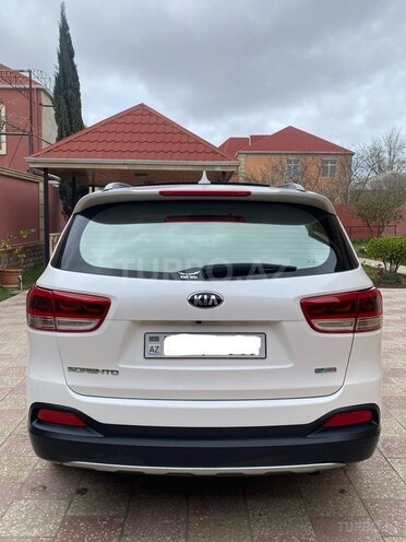Kia Sorento-2
