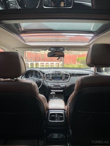 Kia Sorento-19