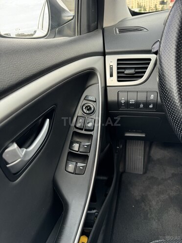 Hyundai i30 2015, 220,000 km - 1.6 л - Bakı