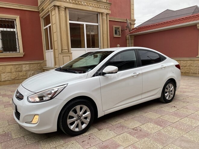 Hyundai Accent 2015, 117,000 km - 1.4 l - Bakı
