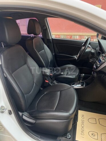 Hyundai Accent 2015, 117,000 km - 1.4 l - Bakı