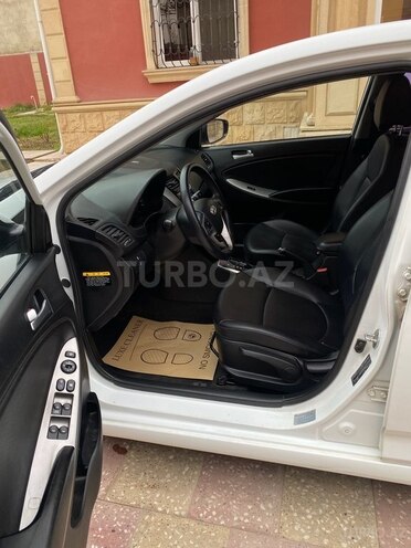Hyundai Accent 2015, 117,000 km - 1.4 l - Bakı