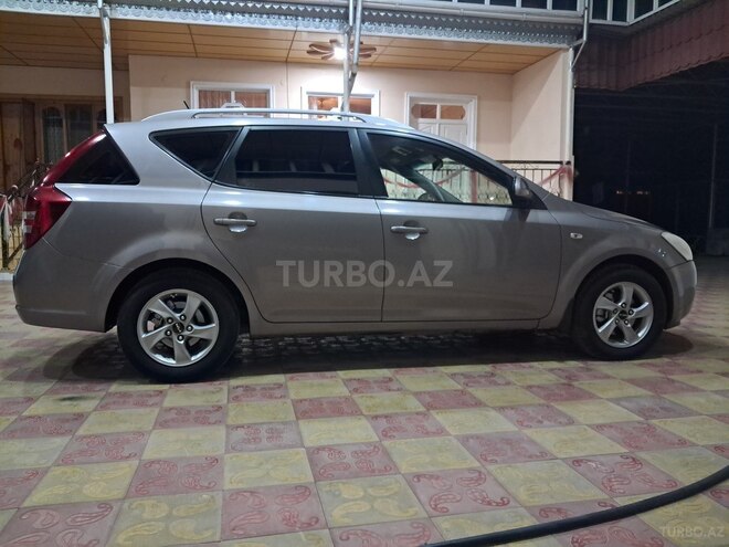Kia Ceed 2007, 318,000 km - 1.6 l - Şəmkir