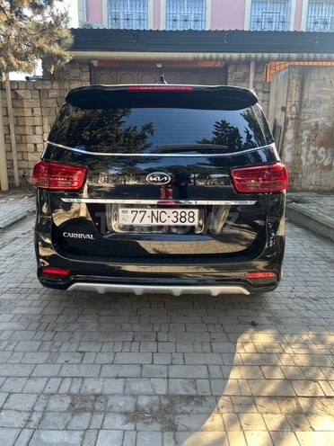 Kia Carnival 2018, 200,000 km - 2.2 l - Bakı