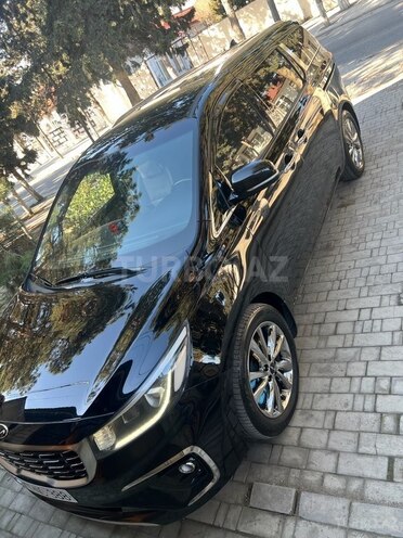 Kia Carnival 2018, 200,000 km - 2.2 l - Bakı