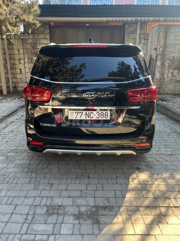 Kia Carnival 2018, 200,000 km - 2.2 l - Bakı