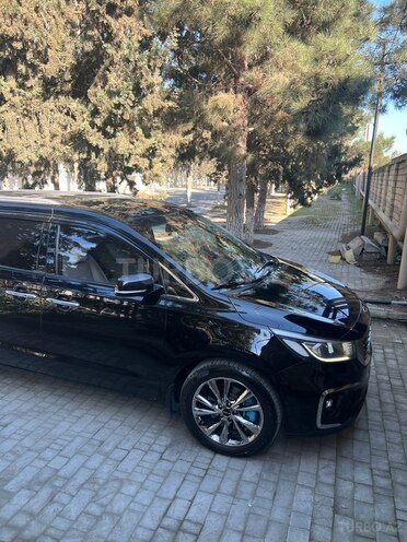 Kia Carnival 2018, 200,000 km - 2.2 l - Bakı
