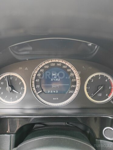 Mercedes E 220 d 2009, 378,000 km - 2.2 l - Bakı
