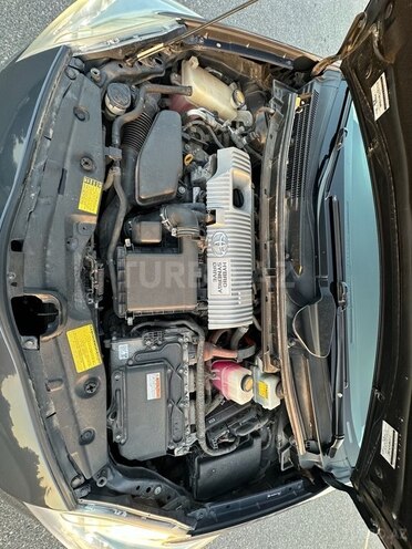 Toyota Prius-14