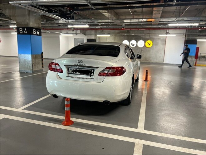 Infiniti M37 2010, 290,000 km - 3.7 l - Bakı