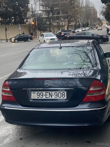 Mercedes E 240 2002, 296,500 km - 2.6 l - Bakı