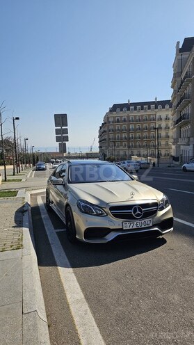 Mercedes E 220 d 2013, 275,471 km - 2.2 л - Bakı