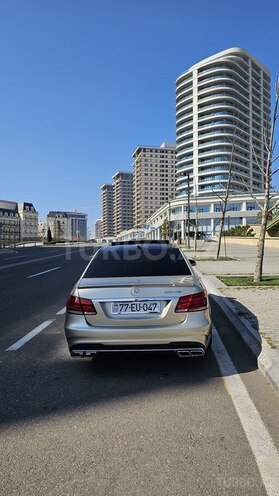 Mercedes E 220 d 2013, 275,471 km - 2.2 л - Bakı