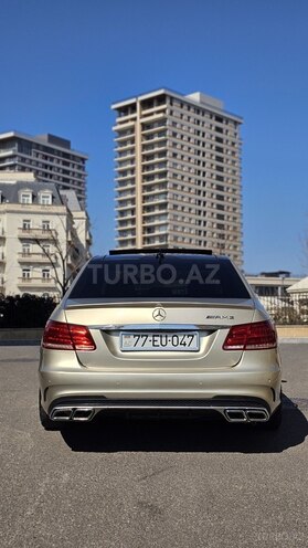 Mercedes E 220 d 2013, 275,471 km - 2.2 л - Bakı