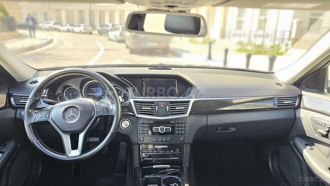 Mercedes E 220 d 2013, 275,471 km - 2.2 л - Bakı