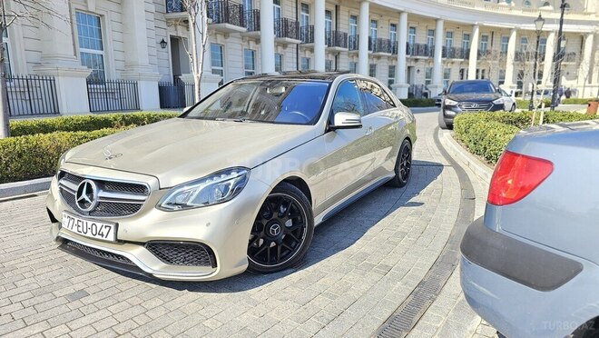 Mercedes E 220 d 2013, 275,471 km - 2.2 л - Bakı