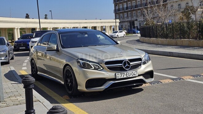 Mercedes E 220 d 2013, 275,471 km - 2.2 л - Bakı