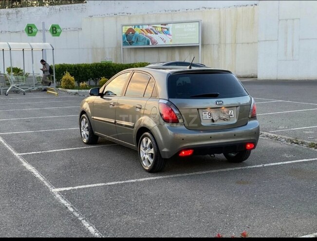 Kia Rio 2010, 285,000 km - 1.5 l - Bakı