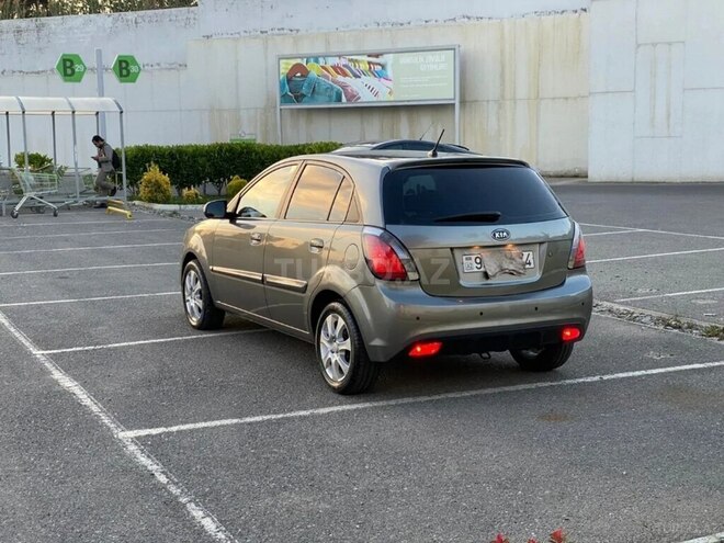 Kia Rio 2010, 285,000 km - 1.5 l - Bakı