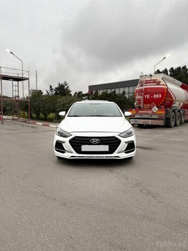 Hyundai Elantra 2018, 120,503 km - 1.6 l - Bakı