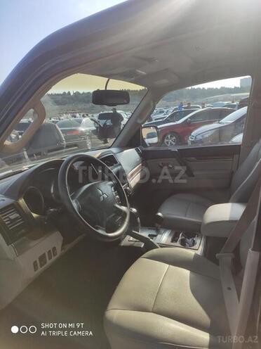 Mitsubishi Pajero 2007, 311,000 km - 3.0 l - Bakı