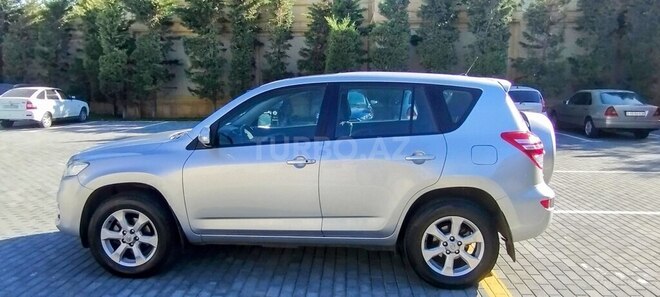 Toyota RAV4 2011, 228,350 km - 2.0 l - Bakı