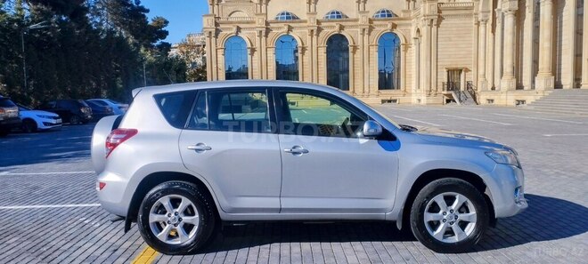 Toyota RAV4 2011, 228,350 km - 2.0 l - Bakı