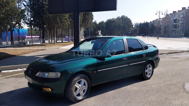 Opel Vectra 1997, 393,000 km - 2.0 l - Sumqayıt