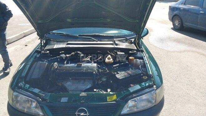 Opel Vectra 1997, 393,000 km - 2.0 l - Sumqayıt