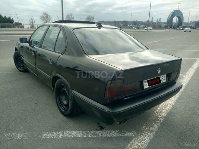 BMW 520 1989, 300,000 km - 2.0 l - Bakı