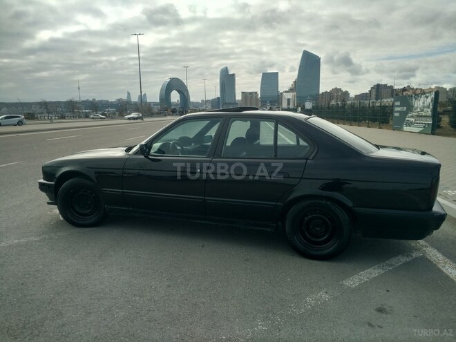 BMW 520 1989, 300,000 km - 2.0 l - Bakı
