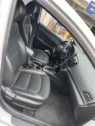 Hyundai Avante 2015, 200,000 km - 1.6 л - Bakı