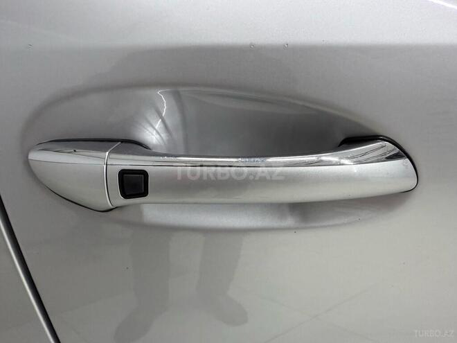 Mercedes E 280-13