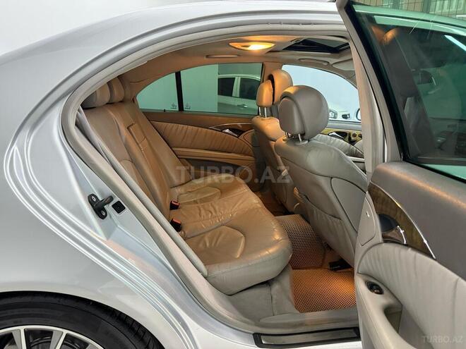 Mercedes E 280-12