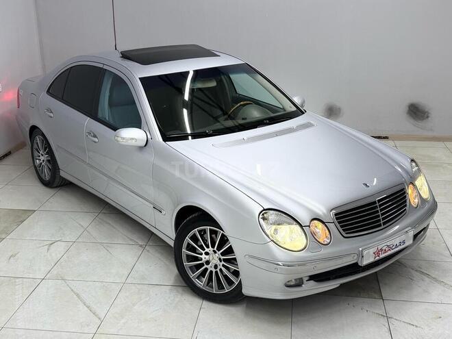 Mercedes E 280-23
