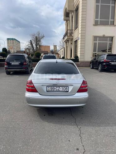 Mercedes E 320 2003, 207,000 km - 3.2 л - Gəncə