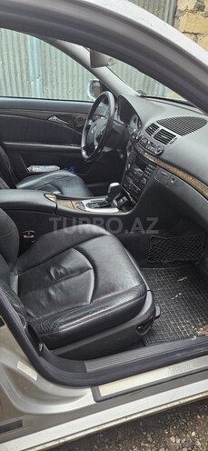 Mercedes E 320 2003, 207,000 km - 3.2 л - Gəncə