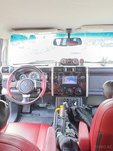 Toyota FJ Cruiser 2006, 147,000 km - 4.0 l - Bakı
