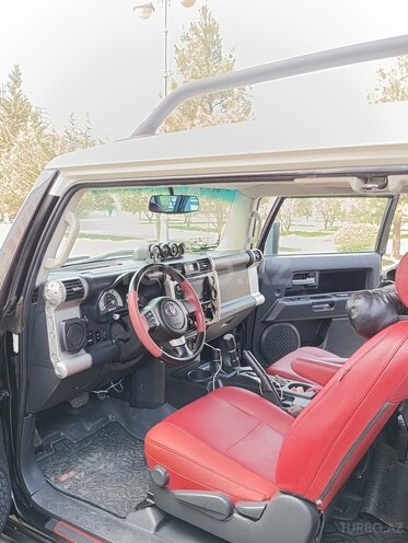 Toyota FJ Cruiser 2006, 147,000 km - 4.0 l - Bakı